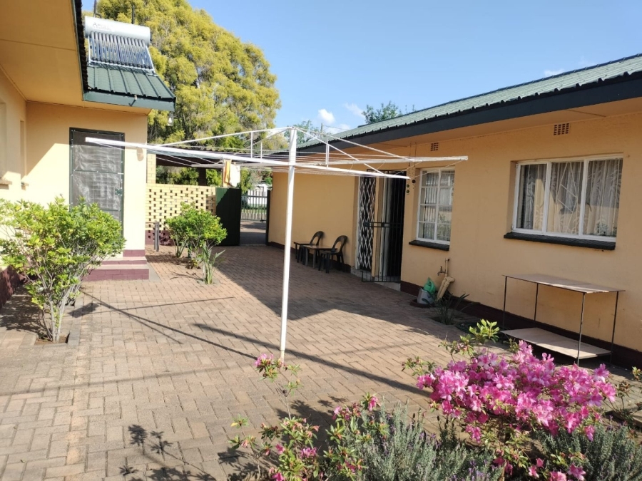 4 Bedroom Property for Sale in Parys Free State